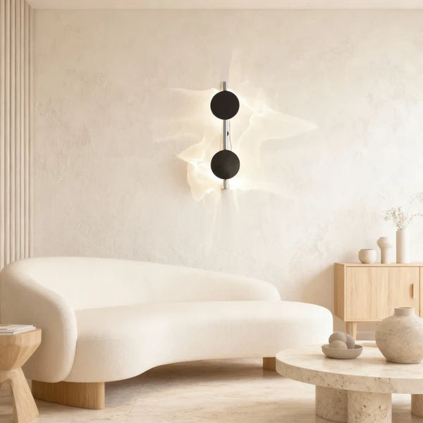 HaloAura Wall Light – Wandlamp met sculpturaal licht & warme gloed