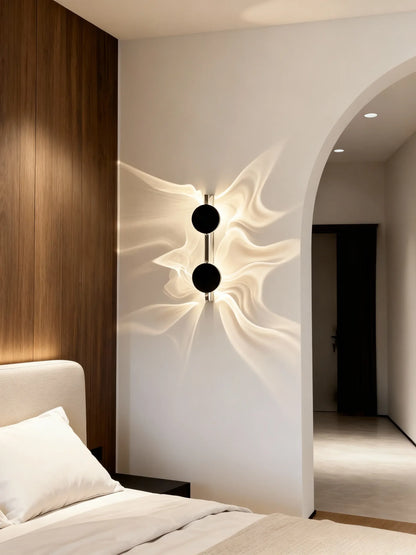 HaloAura Wall Light – Wandlamp met sculpturaal licht & warme gloed